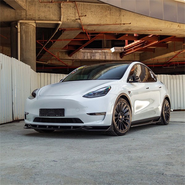 Komplet bodykit Tesla Model Y 2019-2025 ONEWAY OneWay