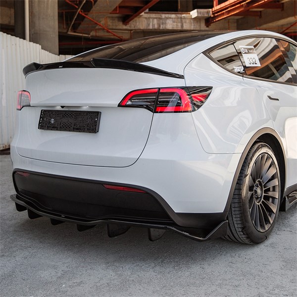 Bagkofanger Skørt Tesla Model Y 2019-2025 ONEWAY OneWay